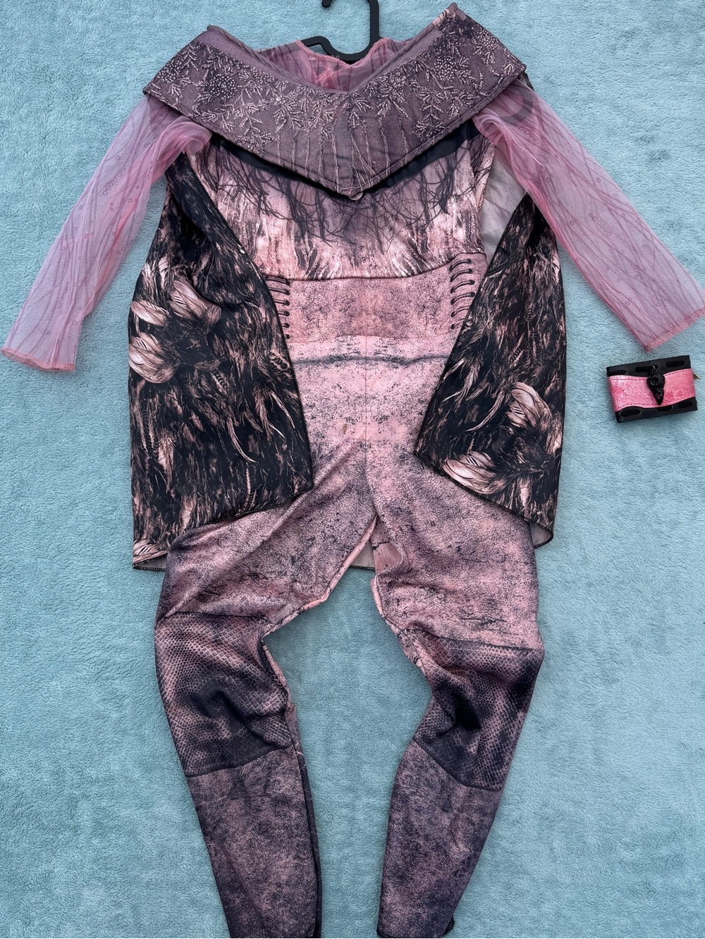 Disney Descendants Movie Princess Audrey costume with accessories size 4-6